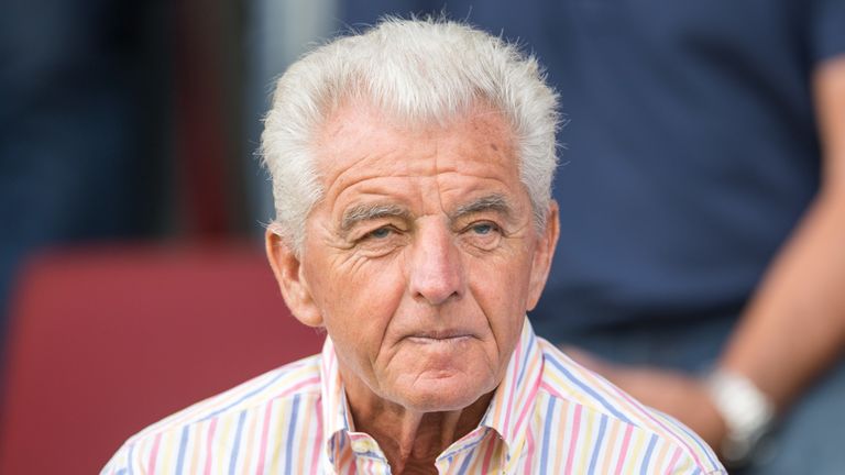 Platz 3 - Erich Ribbeck (568): Trotz insgesamt sechs Stationen in der Bundesliga war dem heute 82-Jährigen nie eine Meisterschaft vergönnt. Im Jahr 1988 wurde er immerhin UEFA-Cup-Sieger mit Bayer Leverkusen. Seine Karriere beendete er 2000.