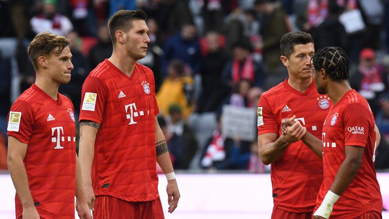Die Bayern-Stars sind nach der Heimpleite gegen Hoffenheim enttäuscht. 