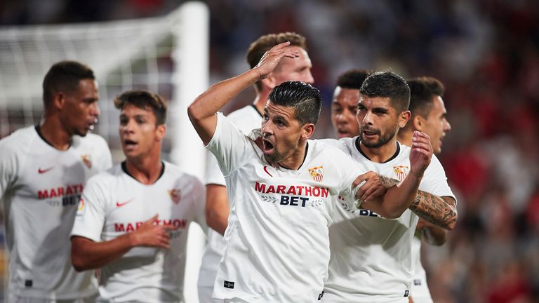 FC SEVILLA (LaLiga) - zehn Tore, acht Spiele.  Bester Torschütze: Nolito (M.).