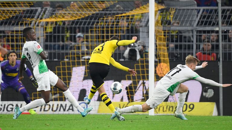 Borussia Dortmund im Duell mit Borussia Mönchengladbach.