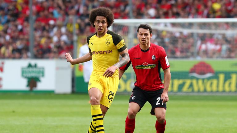 Freiburgs Nicolas Höfler und Dortmunds Axel Witsel treffen am 7. Spieltag aufeinander.