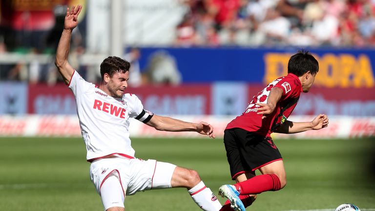 Jonas Hector: Der Köln-Kapitän ist eine der kurzfristigen Absagen. Wegen muskulärer Probleme reiste der 29-Jährige nicht mit zum DFB-Team. Ein Klub-Einsatz gegen den SC Paderborn nach der Länderspielpause scheint aber nicht in Gefahr zu sein.