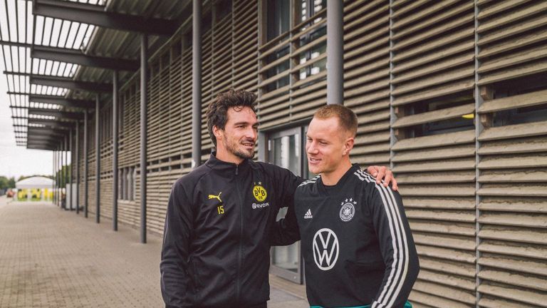 Mats Hummels besucht Marc-Andre ter Stegen bei der deutschen Nationalmannschaft (Bildquelle: @DFB_Team Twitter).