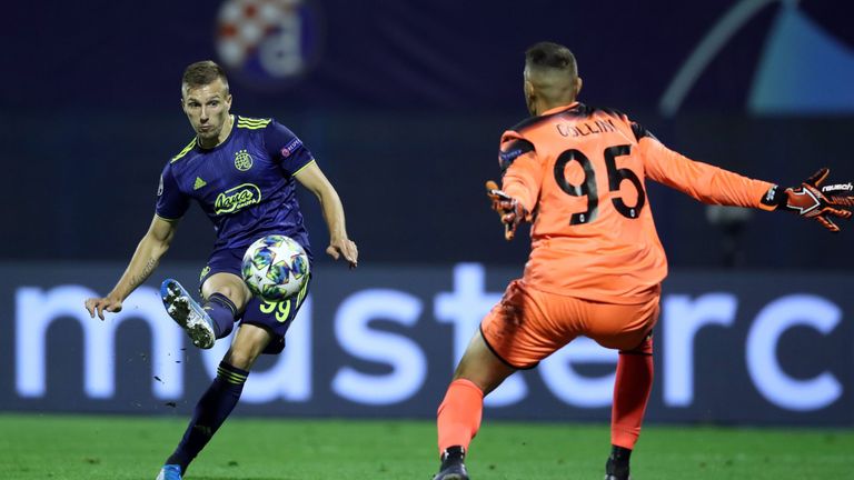 Dinamo Zagrebs Mislav Orsic erzielte am 18. September drei der vier Tore beim 4:0 gegen Atalanta Bergamo.