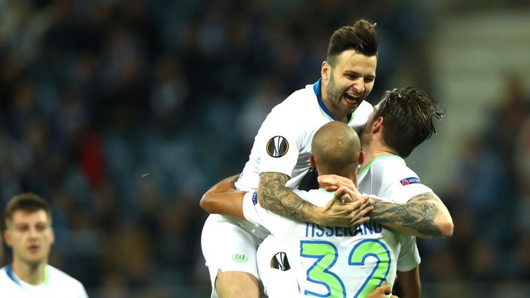 Die Unschlagbaren: In den Ligen gibt es drei unbesiegte Teams: Liverpool, Juventus und Wolfsburg. Komplett ungeschlagen sind aber nur die Wölfe und die alte Dame, Klopps Team verlor in der Champions League.