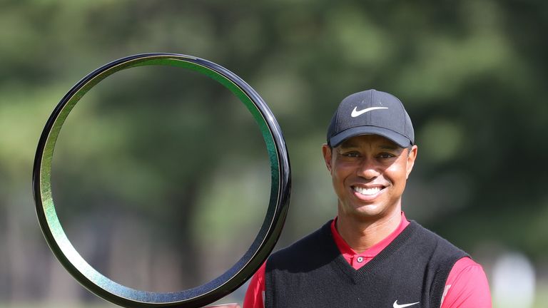 Tiger Woods hat wieder einmal Golf-Geschichte geschrieben.