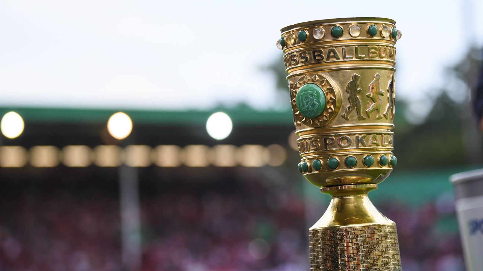 DFB Pokal 2020: 1. Runde live im TV & Stream - Übertragung ...