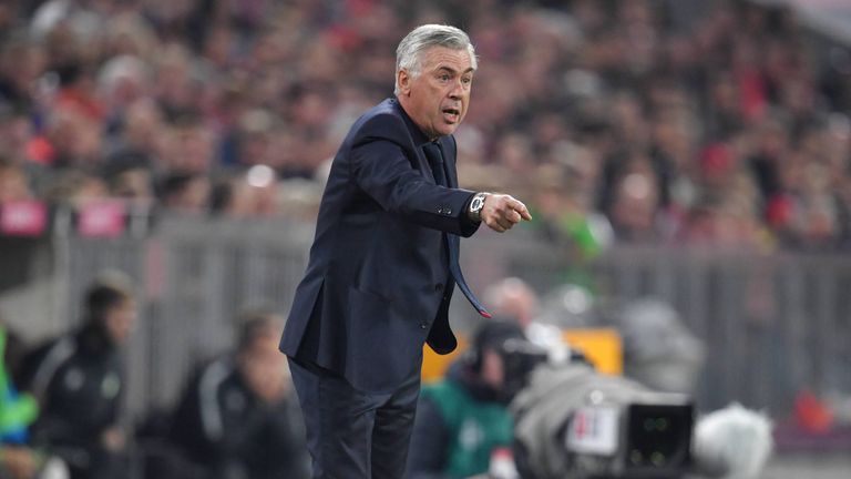 Einzig Carlo Ancelotti legte einen erfolgreicheren Start als Hansi Flick hin. Der Italiener gewann mit Bayern gegen Dortmund (2:0), Jena (5:0) und Bremen (6:0). Seine makellose Bilanz: Drei Spiele, drei Siege & 13:0 Tore.