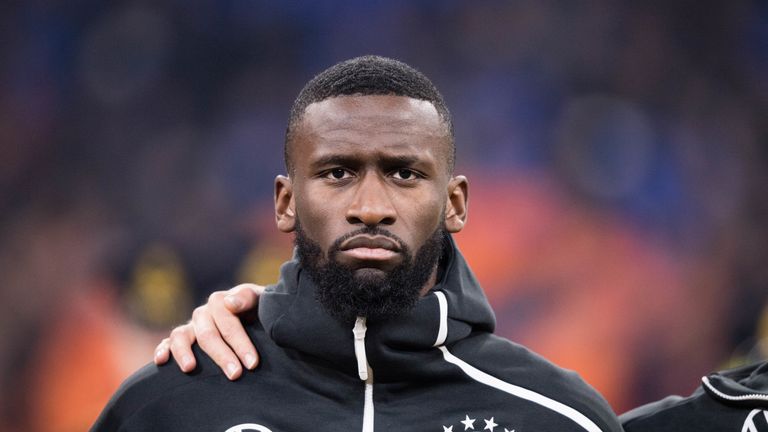 Köhler: "Antonio Rüdiger ist die große Hoffnung von Jogi Löw. Allerdings hat er seit Monaten kein Spiel für Chelsea machen können und sich bei seinem Comeback nach Kreuzbandriss vor einigen Wochen wieder verletzt."