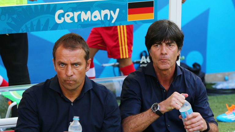 Hansi Flick (l.) war beim WM-Triumph 2014 Co-Trainer von Joachim Löw.