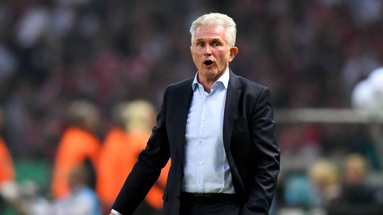 Die letzte Amtszeit für Jupp Heynckes beim Rekordmeister startete äußerst erfolgreich. Nach einem 5:0 gegen Freiburg und einem 3:0 gegen Celtic Glasgow folgte eine 1:0-Erfolg beim Hamburger SV. Heynckes folgte während der Saison 2017 auf Ancelotti. Seine Startbilanz: Drei Spiele, drei Siege, 9:0 Tore.