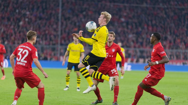 Julian Brandt: Ein von vorne bis hinten glanzloser Auftritt des BVB-Neuzugangs. War beim Spiel gegen die Bayern nach starken Wochen schier unsichtbar und verlor bei lediglich 42 Aktionen zehn Mal den Ball direkt an den Gegner – NOTE 6