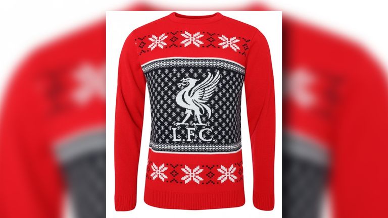 Mit dem sehenswerten Pulli vom FC Liverpool könnte man an Weihnachten Punkte bei der Schwiegermutter sammeln (Quelle: Fanshop FC Liverpool).