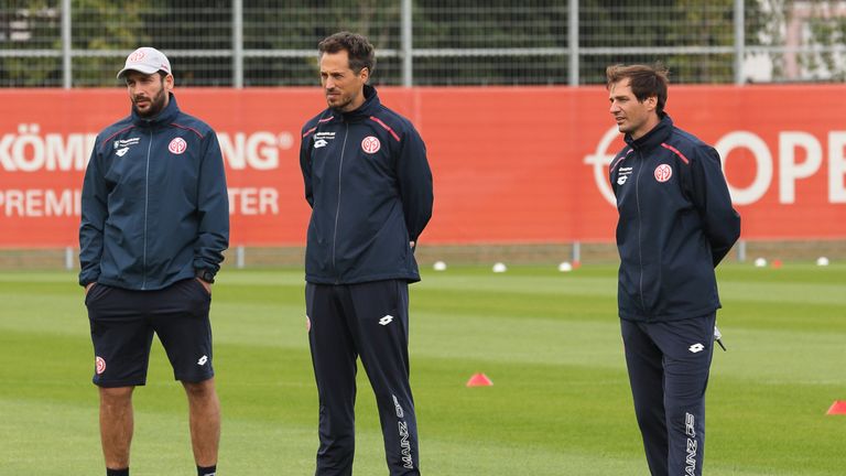 Jan-Moritz Lichte (links) und  Michael Falkenmayer leiten das Training bei Mainz 05 interimsweise.