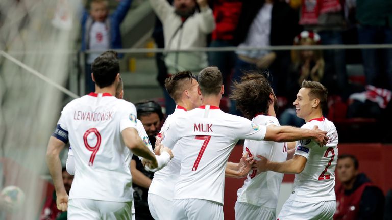 Auch Goalgetter Robert Lewandowski hat sich mit Polen vorzeitig für das Turnier im kommenden Jahr qualifiziert. Polens Kapitän kann somit auch bei der EM auf Torejagd gehen.