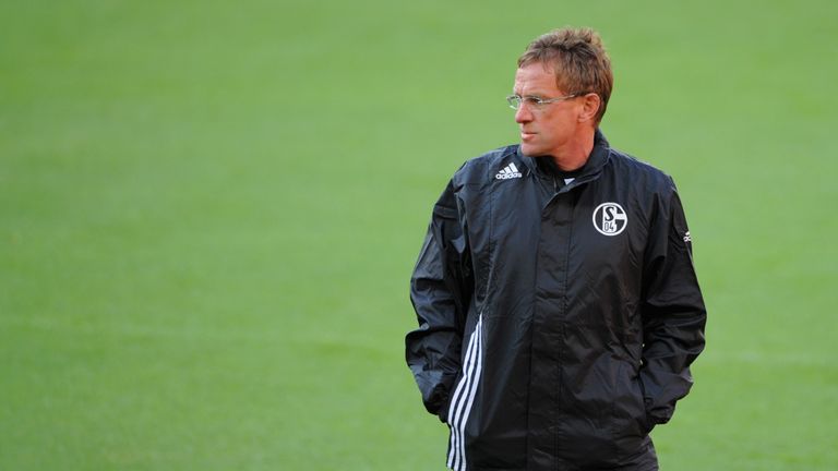 Ralf Rangnick - FC Schalke: Der Coach führte S04 nach seiner Rückkehr 2011 ins CL-Halbfinale und gewann den DFB-Pokal sowie den Supercup. Sein Engagement endete allerdings nach sechs Monaten, da der Trainer mit einem Burnout zu kämpfen hatte.