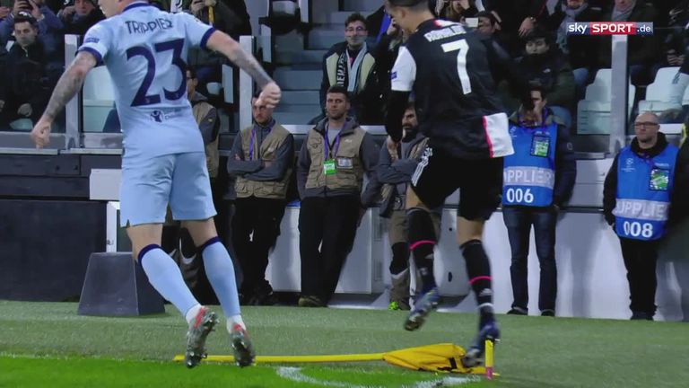 Das war kurios! Die Champions League hatte am Dienstag einige bizarre Szenen zu bieten. 