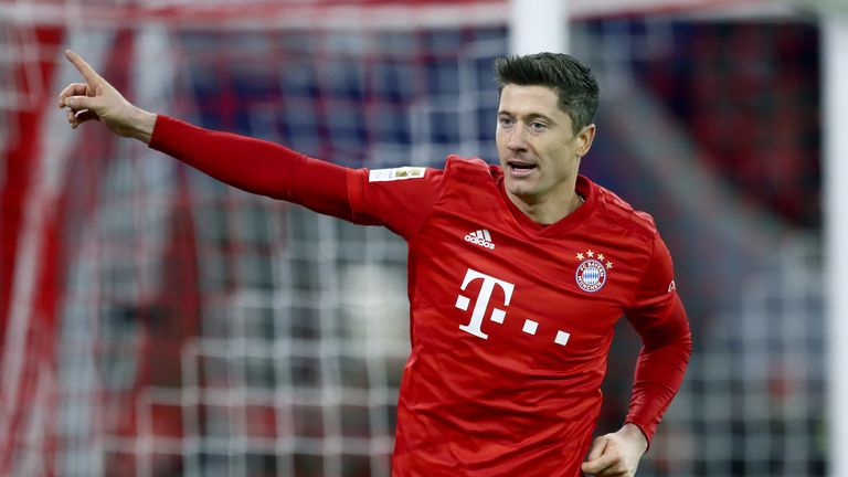 Lewandowski erzielt gegen Bremen einen Doppelpack. 