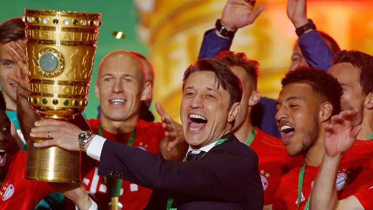 25.05.2019 - FUSSBALL: Das zwölfte Double in der Vereinsgeschichte ist perfekt! Die Bayern schlagen RB Leipzig im Pokal-Finale mit 3:0 und feiern damit den 19. Pokalsieg. Für Trainer Niko Kovac war rund sechs Monate später dennoch Schluss beim FCB. 