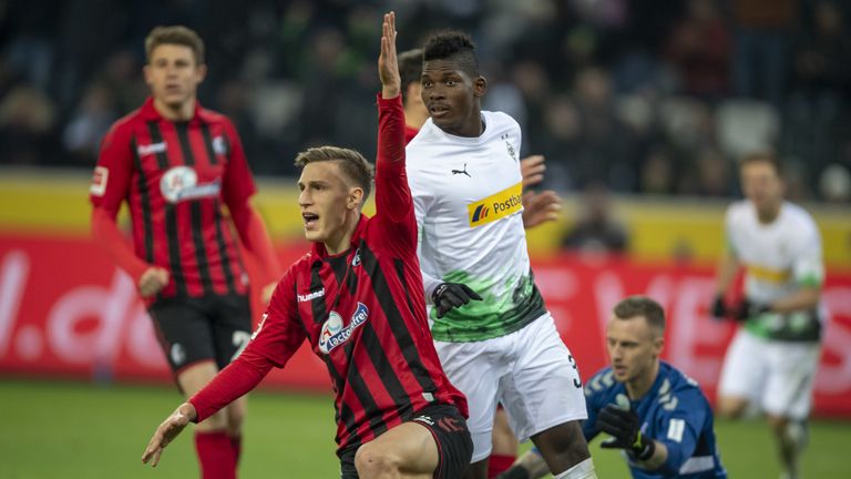 PLATZ 1: Nico Schlotterbeck (SC Freiburg)