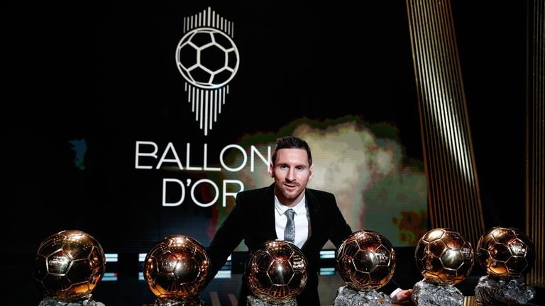 Sechsfacher Sieger: Lionel Messi vom FC barcelona hat den Ballon D'Or 2019 mit insgesamt 686 Punkten gewonnen.