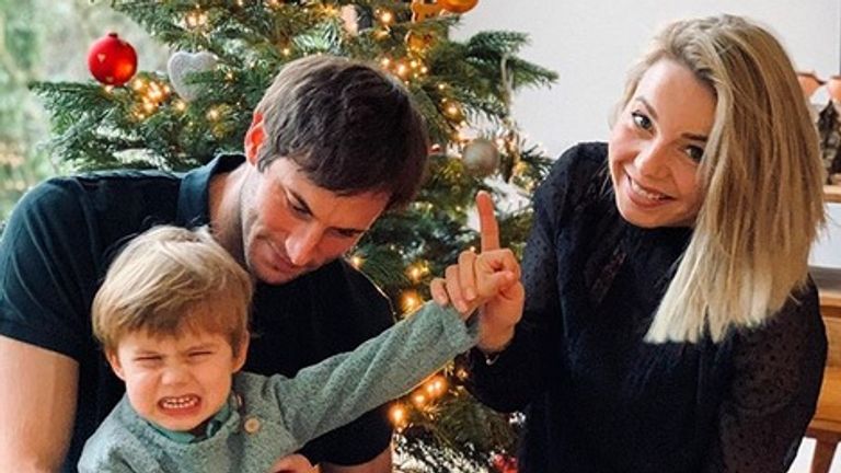 Familie Gensheimer konnte die Bescherung kaum erwarten. (Quelle: instagram.com/uwegensheimer)