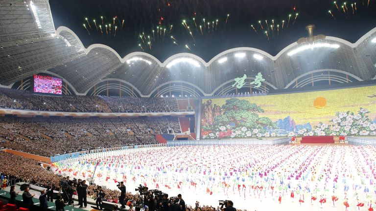 Stadion Erster Mai (Pyongyang, Nordkorea) - Kapazität: 114.000