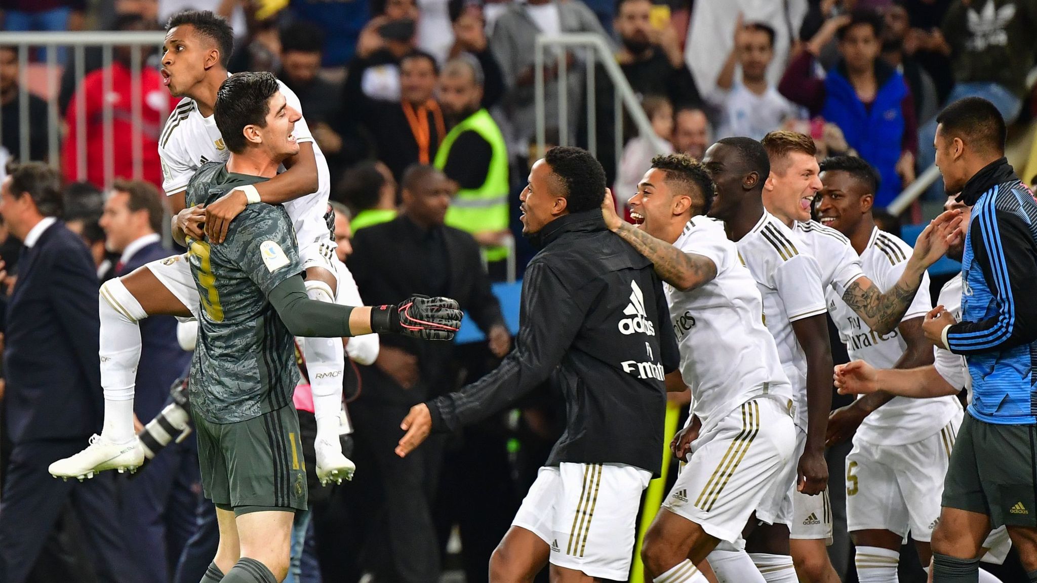 Real gewinnt spanischen Supercup in Saudi-Arabien | Fußball News | Sky ...