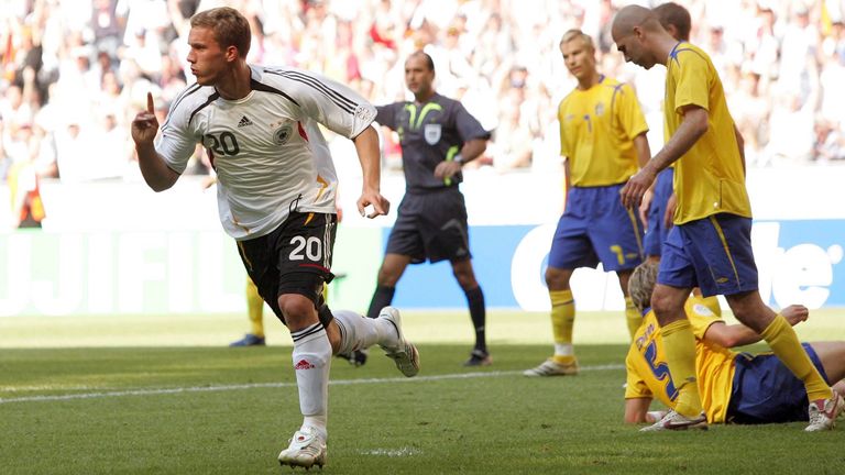 Poldi wird bei der Heim-WM 2006 zum besten Nachwuchsspieler gewählt