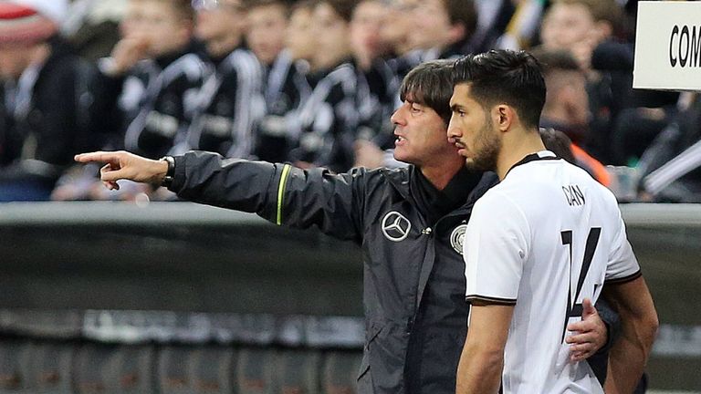 Gewinner - Joachim Löw: Ein eher heimlicher Gewinner des Transfer-Karussells. Sollten Emre Can und auch Julian Weigl jetzt ihr volles Potenzial bei den neuen Klubs  ausschöpfen, sind sie zusätzliche Optionen für den EM-Kader.