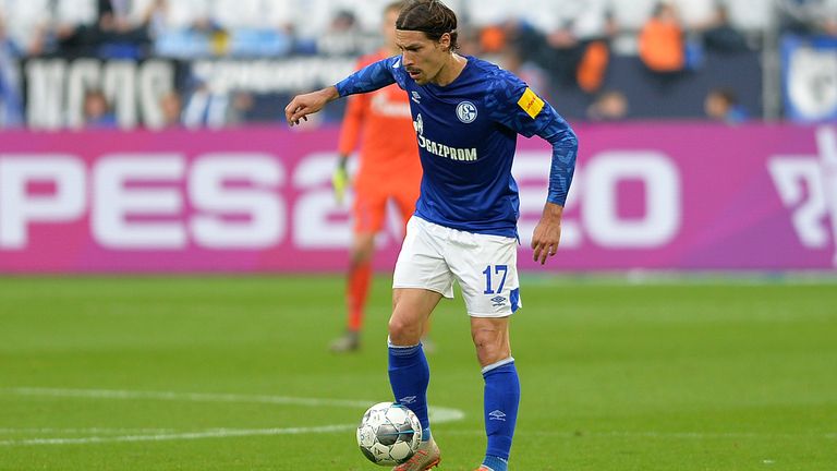 Benjamin Stambouli (FC Schalke 04): Laboriert weiter an einer Fußverletzung und konnte nicht mit ins Trainingslager von S04 reisen. 