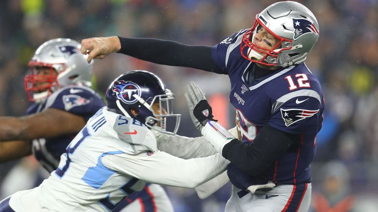 Quarterback-Superstar Tom Brady (r.) und die New England Patriots scheitern im Wild Card Game an den Tennessee Titans. 