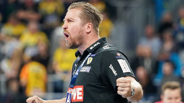 Unter der vorübergehenden Leitung von Oliver Roggisch und Michael Abt konnten die Rhein-Neckar Löwen im EHF.Cup gegen Liberbank Cuenca gewinnen. 