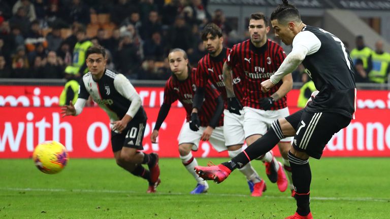 Cristiano Ronaldo hält die Final-Träume von Juventus in der Coppa Italia durch seinen Last-Minute-Elfmeter am Leben.