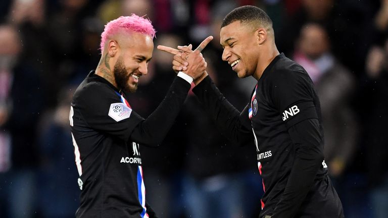 Neymar und Kylian Mbappe hatten gegen Montpellier allen Grund zum Jubeln.
