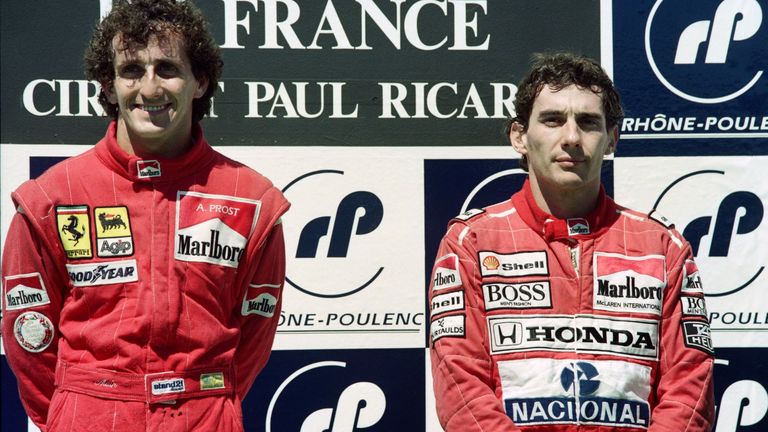 Auf den Zug mussten Alain Prost (l.) und Ayrton Senna (r.) wohl nur im äußersten Notfall ausweichen. Der Franzose war beim Titelgewinn der Reds der amtierende Formel-1-Weltmeister, sein Rivale löste ihn wenige Monate später ab.