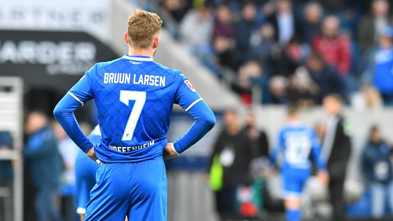 JACOB BRUUN LARSEN (Hoffenheim): Sieht im Kraichgau mehr Spielzeit als noch beim BVB. Das Vertrauen konnte der Däne aber bisher noch nicht zurückzahlen. Bisher noch ohne Torbeteiligung und zuletzt erstmals 90 Minuten auf der Bank.