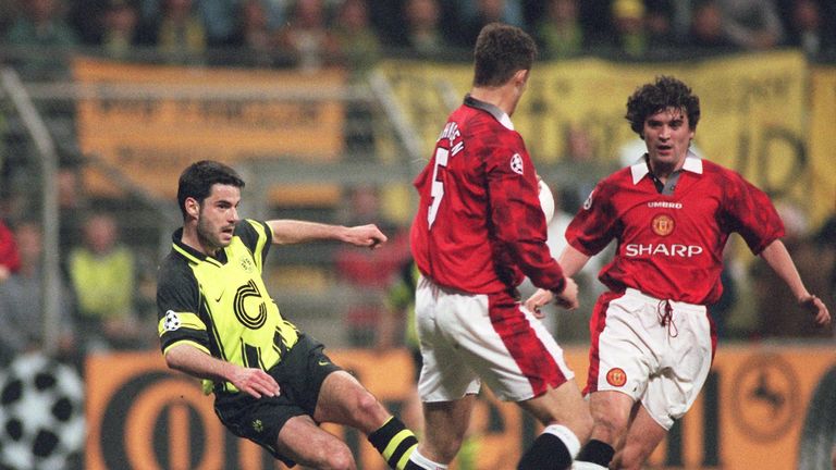 9. April 1997: Der BVB begeistert in der Königsklasse. Dortmund gewinnt das Halbfinal-Hinspiel-Spiel gegen Manchester United mit 1:0 durch ein Tor von Rene Tretschok. Am Ende gewinnt das Team von Trainer Ottmar Hitzfeld den CL-Titel.