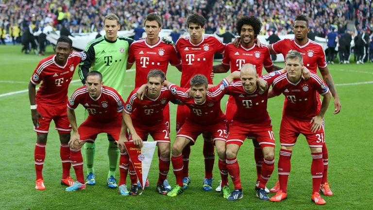 Das Mannschaftsfoto des FC Bayern München vor dem Anpfiff in Wembley.