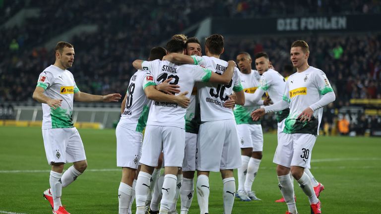 Die Mannschaft vorn Borussia Mönchengladbach stemmt sich gemeinsam gegen die Corona-Krise.
