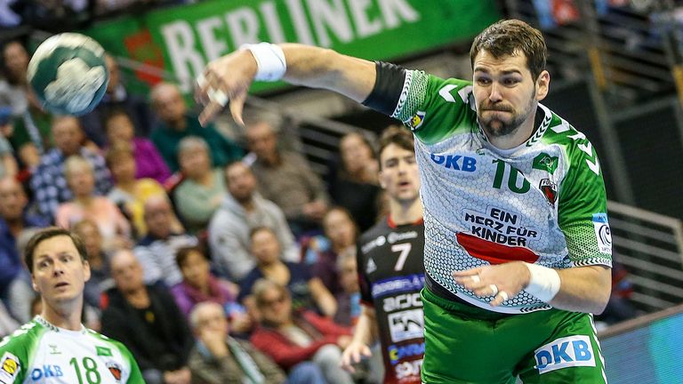 Mit dem Sieg gegen La Rioja erhalten sich die Füchse die Chance aufs Halbfinale im EHF-Cup. 