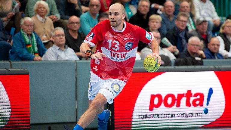 Kristian Nippes (Bergischer HC): Der in Solingen geborene Kapitän des BHC beendet zum Ende der Saison seine handballerische Karriere. Sein Nachfolger wird Nationalspieler David Schmidt, der aktuell noch beim TVB Stuttgart unter Vertrag steht.