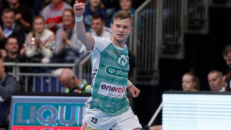 Wer ist am längsten auf dem Spielfeld zu sehen? Wir haben die Antwort in unserer Bildergalerie.