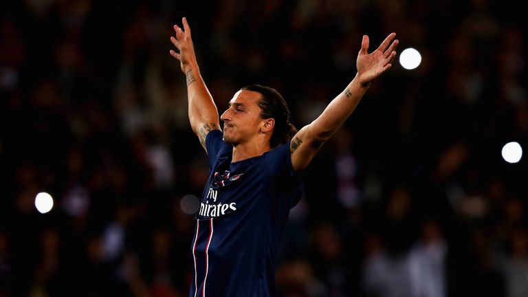 2012 zog es 'Ibrakadabra' zu PSG. In vier Jahren wurde er zum König von Paris. 156 Mal knipste Ibra in 180 Spielen. Dazu kommen ganze 60 Assists. Dabei sprangen vier Meistertitel sowie zwei Pokalsiege heraus. Dreimal wurde er zudem Torschützenkönig.