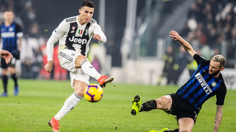 Das Spitzenspiel zwischen Juventus Turin und Inter Mailand steigt am Sonntag.