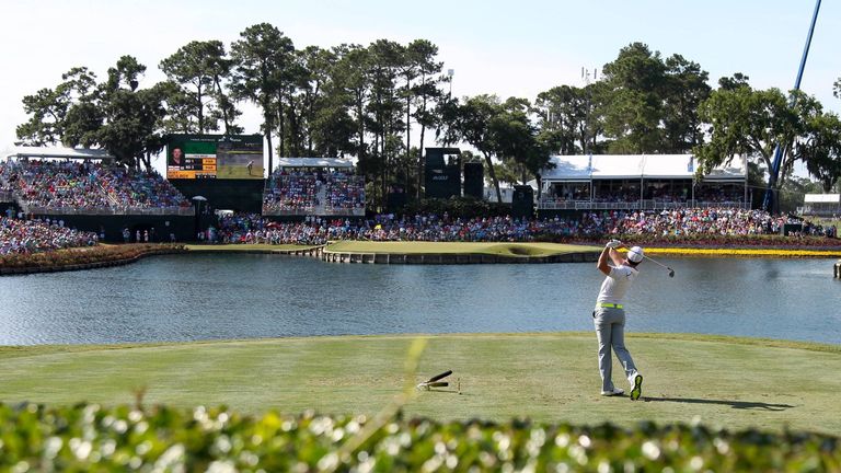Das berühmte Loch 17 ist das alljährliche Highlight bei THE PLAYERS Championship.