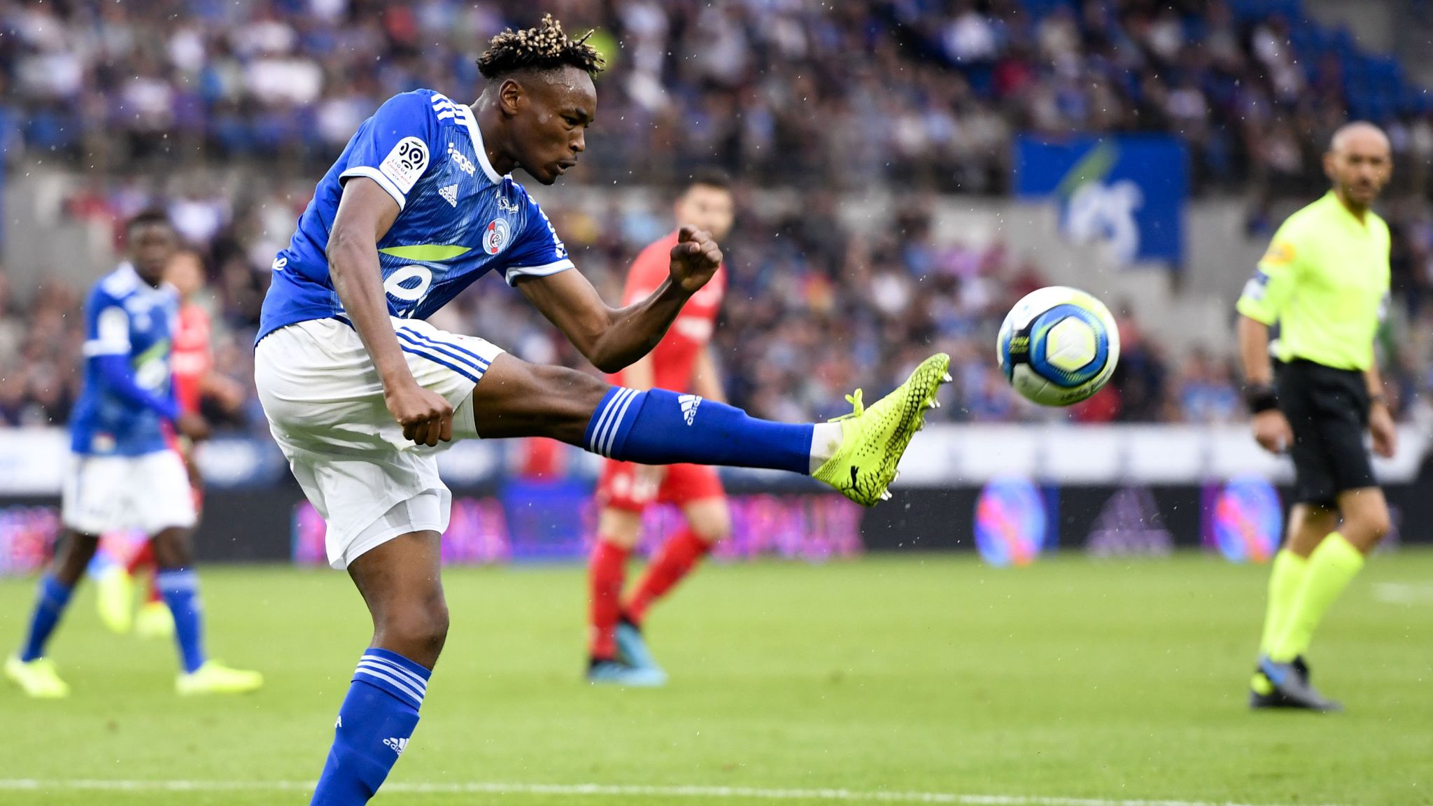 Transfer News BVB und Leipzig beobachten Mohamed Simakan Fußball