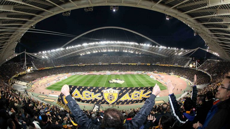 Ausgangsregeln missachtet, mit einer Dauerkarte belohnt.