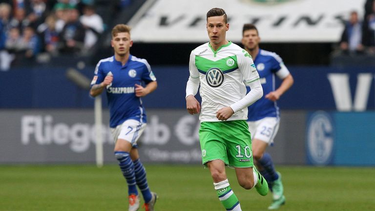 Platz 8: VfL Wolfsburg an FC Schalke - Julian Draxler (M., 43 Mio.) - Gesamtsumme: 43 Millionen Euro. 