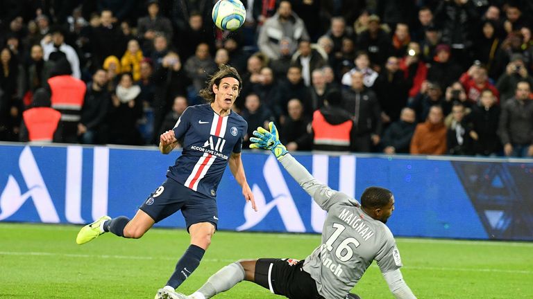 Edinson Cavani könnte Paris St. Germain im Sommer ablösefrei verlassen.